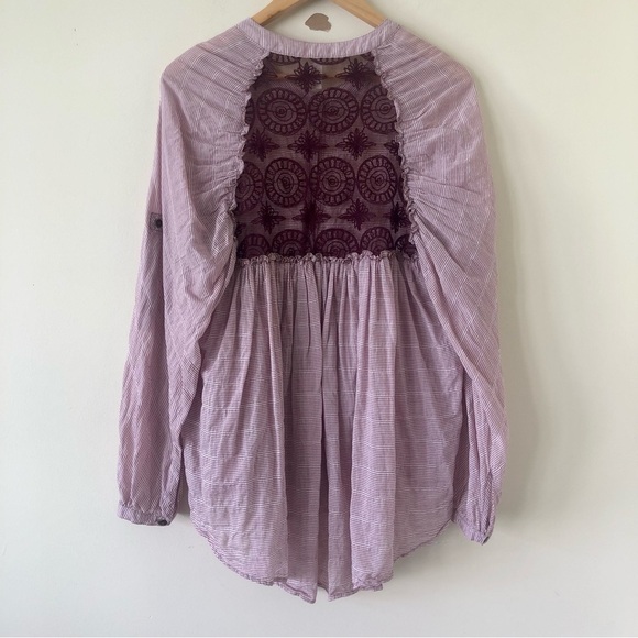 Free People Put Your Back Into It Lace Back Button Down Top Size Small - Picture 8 of 8